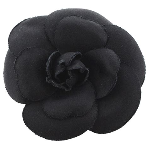 broche camélia chanel tissu|Broches Camélia .